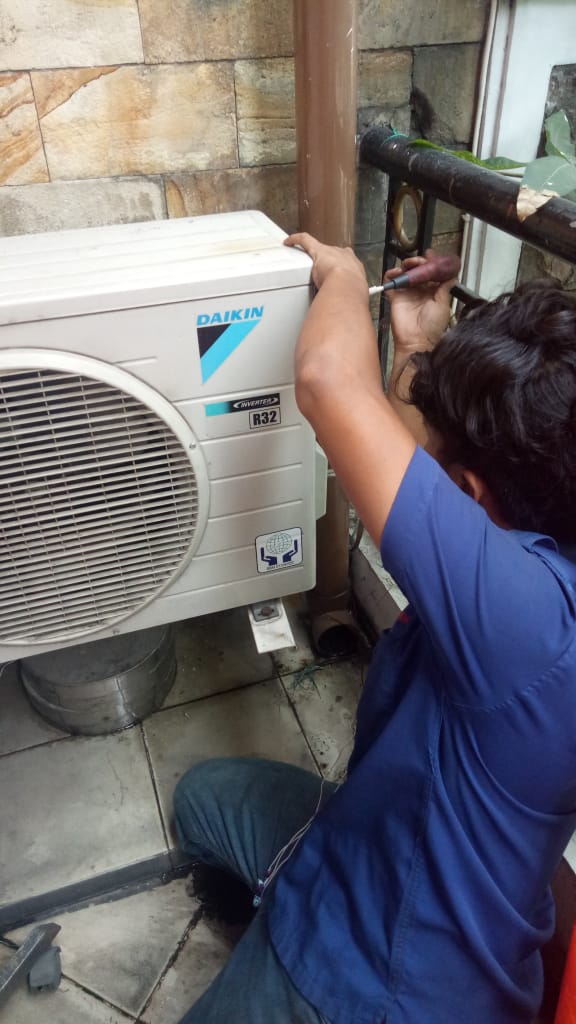 Teknisi Service AC Jujur di Jakarta